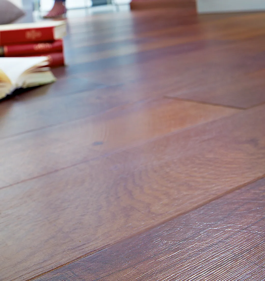 Verlegter Designboden in Holzoptik
